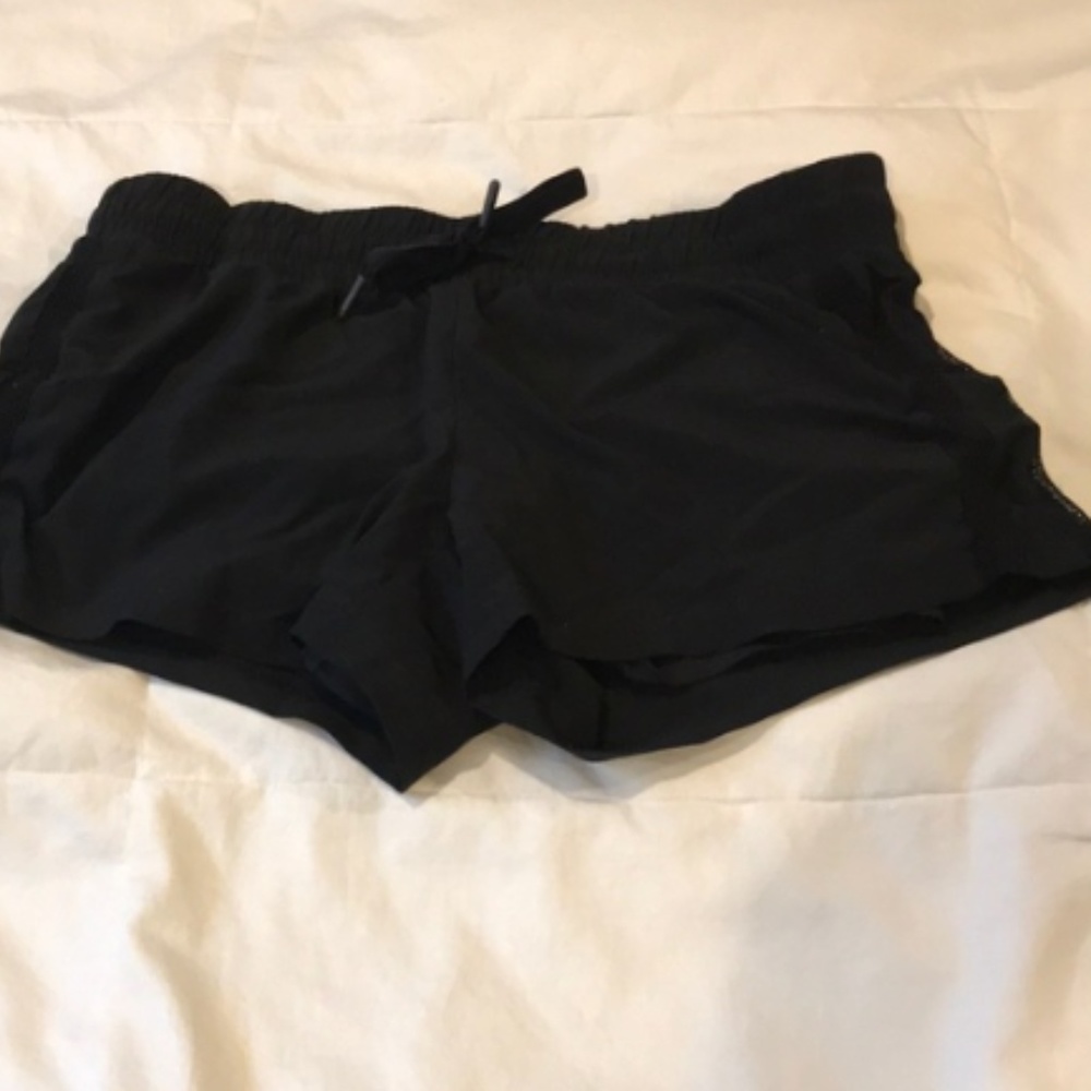 Fabletics Running short